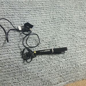 mini straight iron in great condition